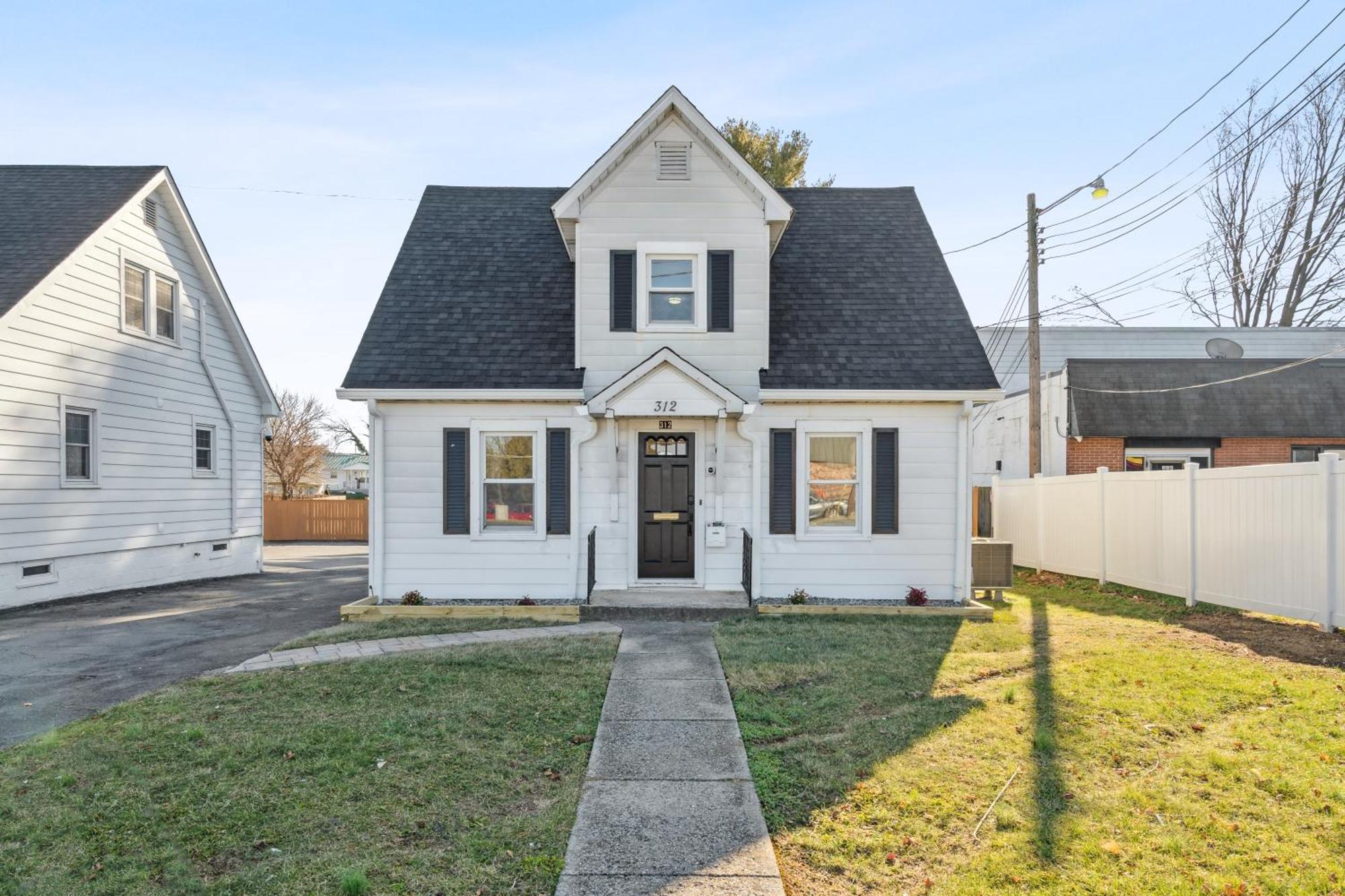 Logan'S House In Downtown Frederick Villa Exterior photo