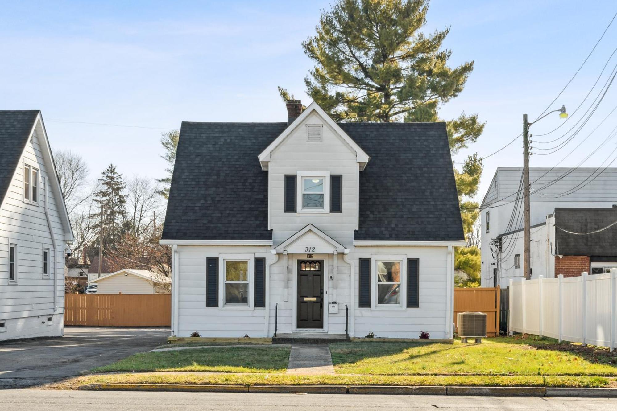 Logan'S House In Downtown Frederick Villa Exterior photo